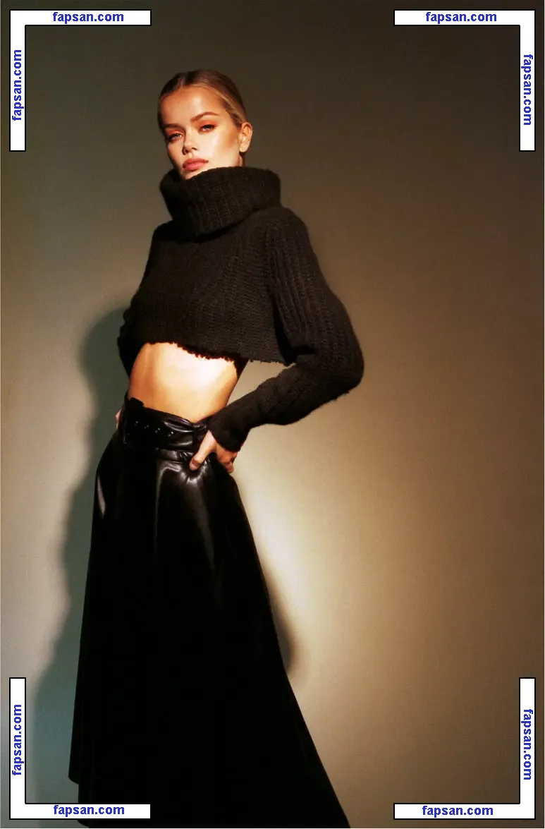 Frida Aasen nude photo #1383 from OnlyFans