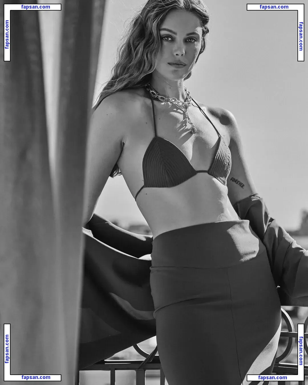 Frida Gustavsson nude photo #0109 from OnlyFans