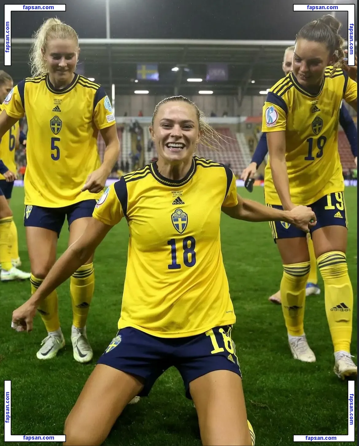 Fridolina Rolfo nude photo #0015 from OnlyFans