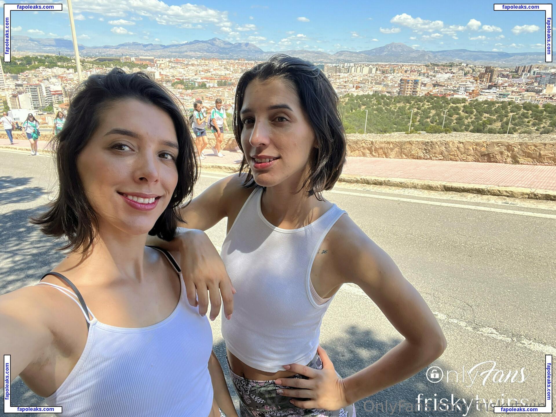 Frisky Twins / FriskyAna / FriskyIsa / frisky_ana / friskytwins nude photo #0117 from OnlyFans