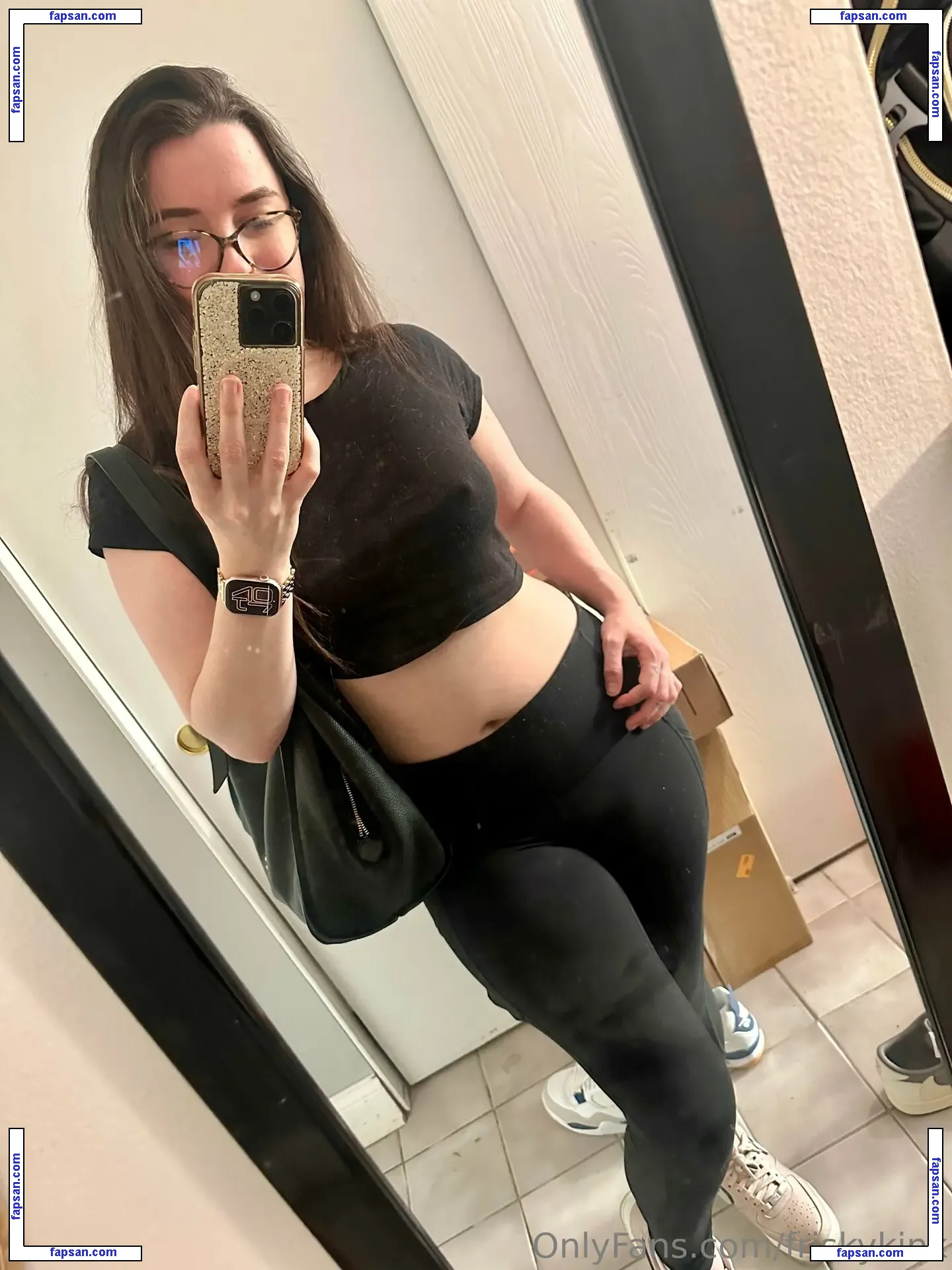 friskykink nude photo #0006 from OnlyFans