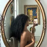 Frizzylifts голая #0113
