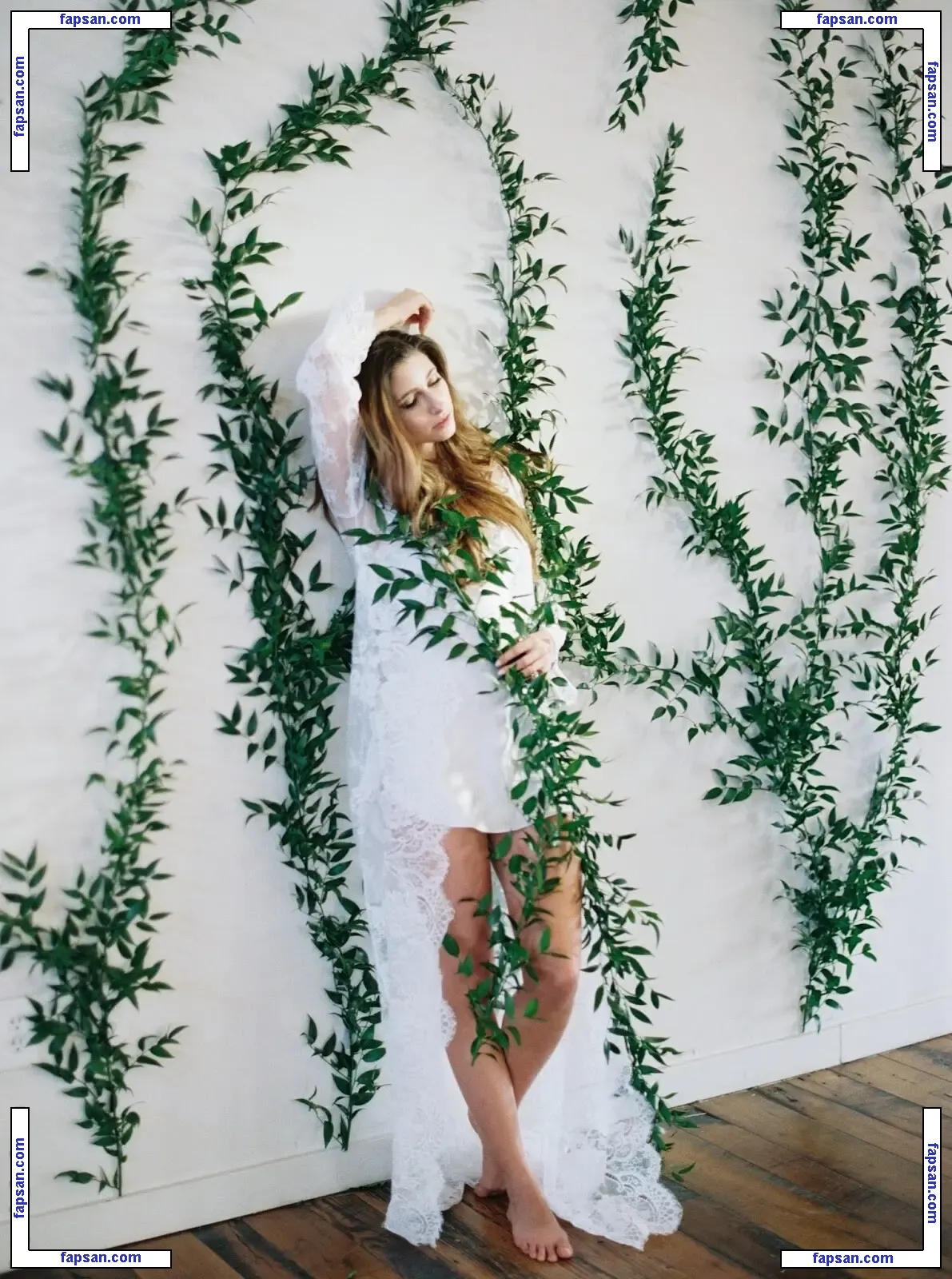 frodoskwalkersnow голая фото #0001 с Онлифанс