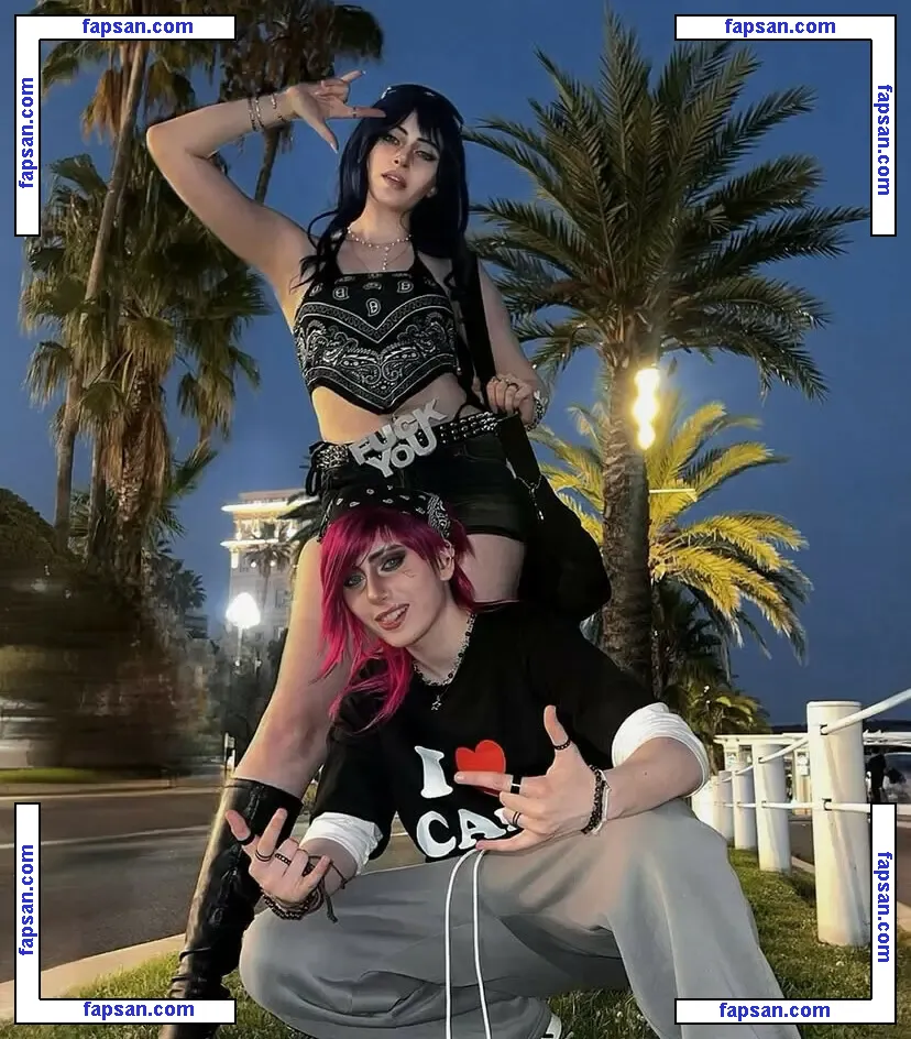 frozam nude photo #0001 from OnlyFans