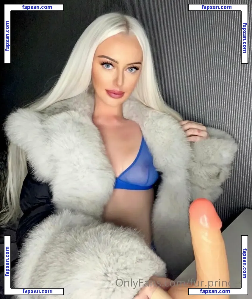 fur.princess / leia_143 nude photo #0003 from OnlyFans