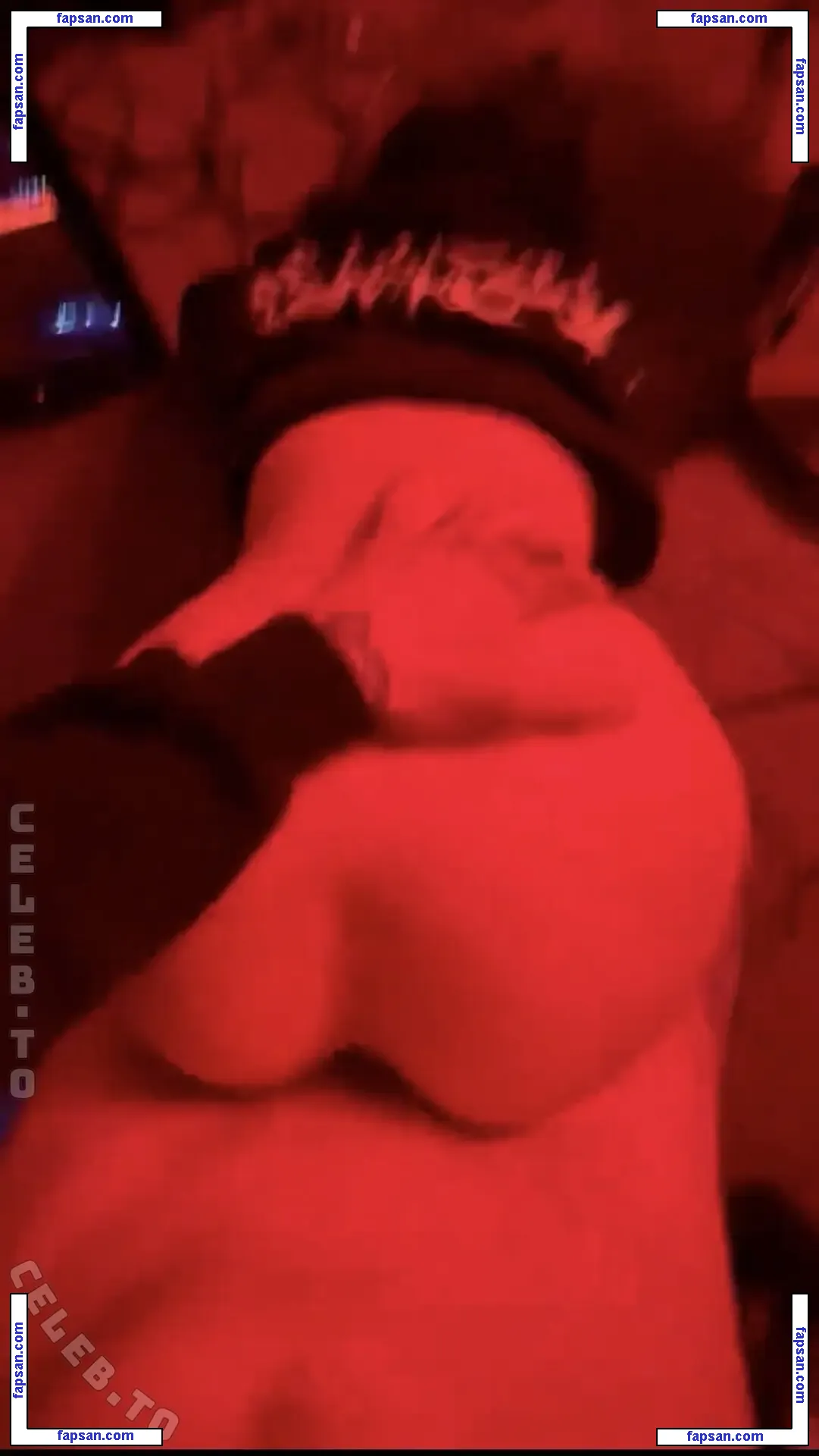 Fvcktorrii голая фото #0007 с Онлифанс