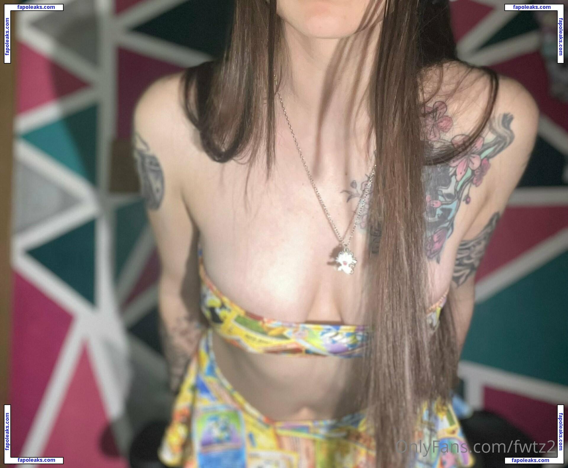 fwtz21 / fwop21 nude photo #0009 from OnlyFans