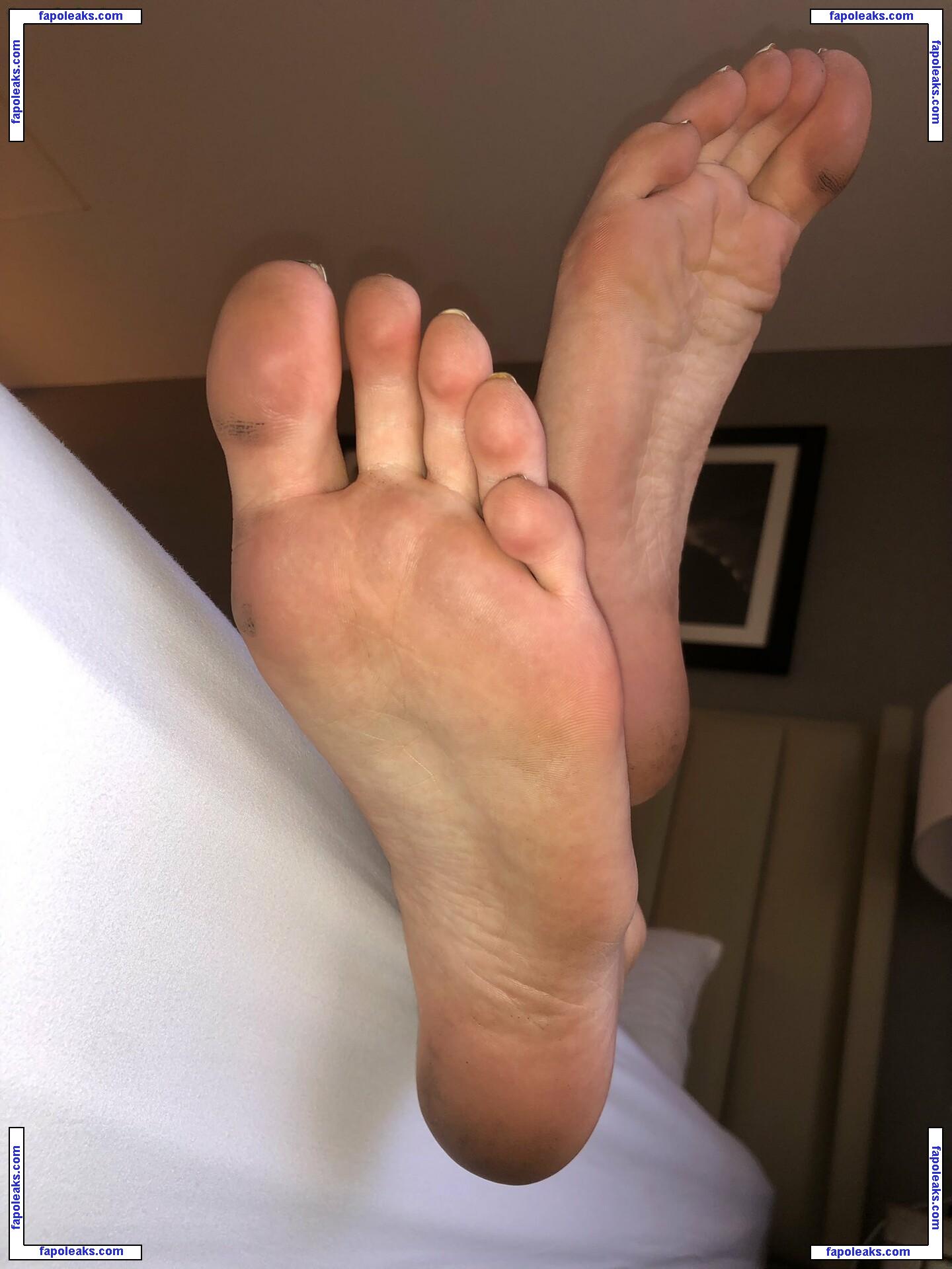 g0ddessofsoles nude photo #0002 from OnlyFans