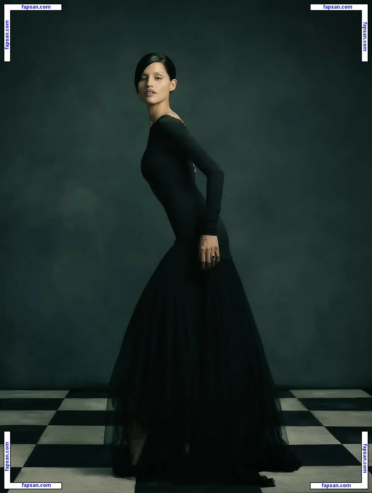 gabbriette nude photo #0014 from OnlyFans