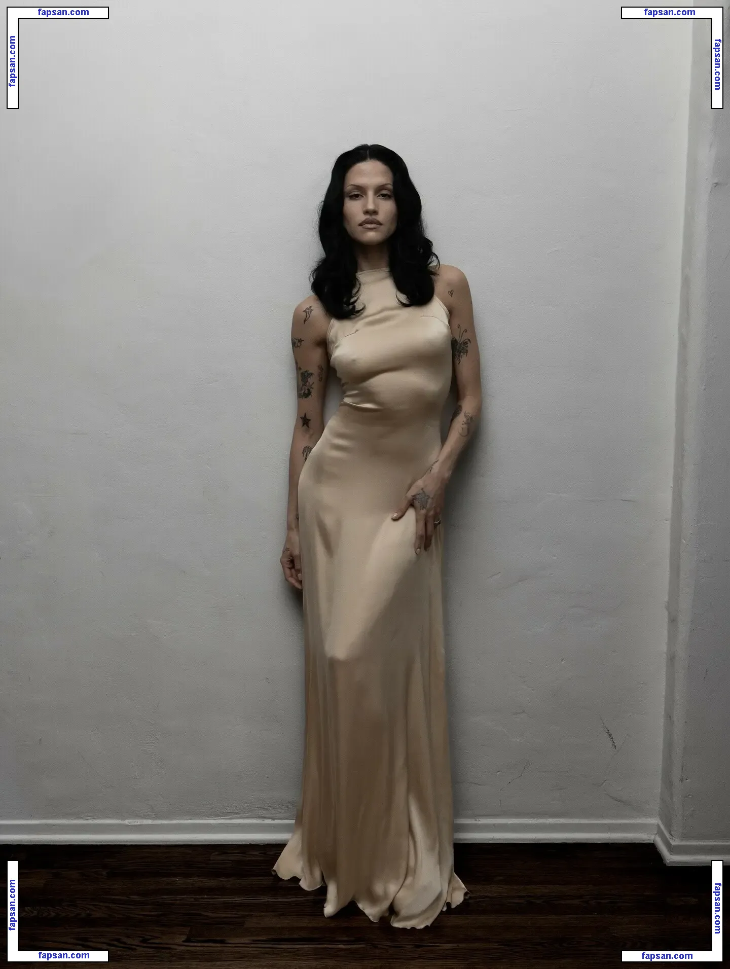 gabbriette nude photo #0021 from OnlyFans