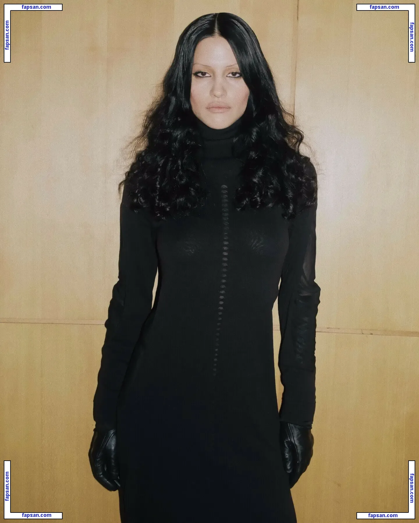 gabbriette голая фото #0048 с Онлифанс