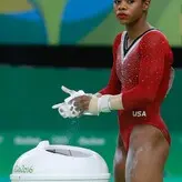 Gabby Douglas голая #0004
