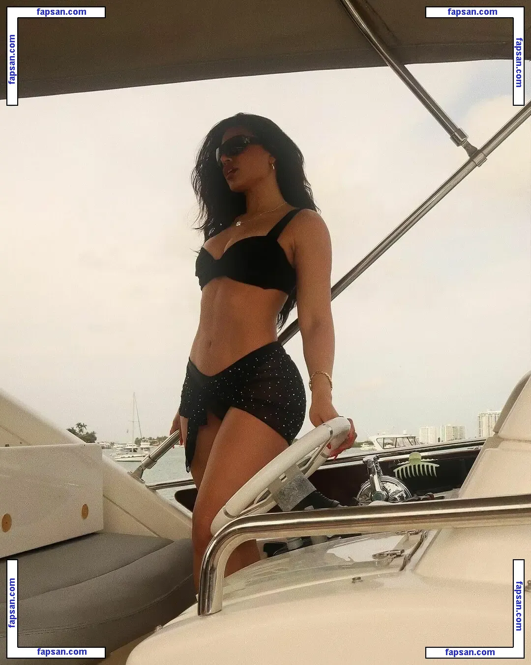 Gabriela Bandy nude photo #0013 from OnlyFans