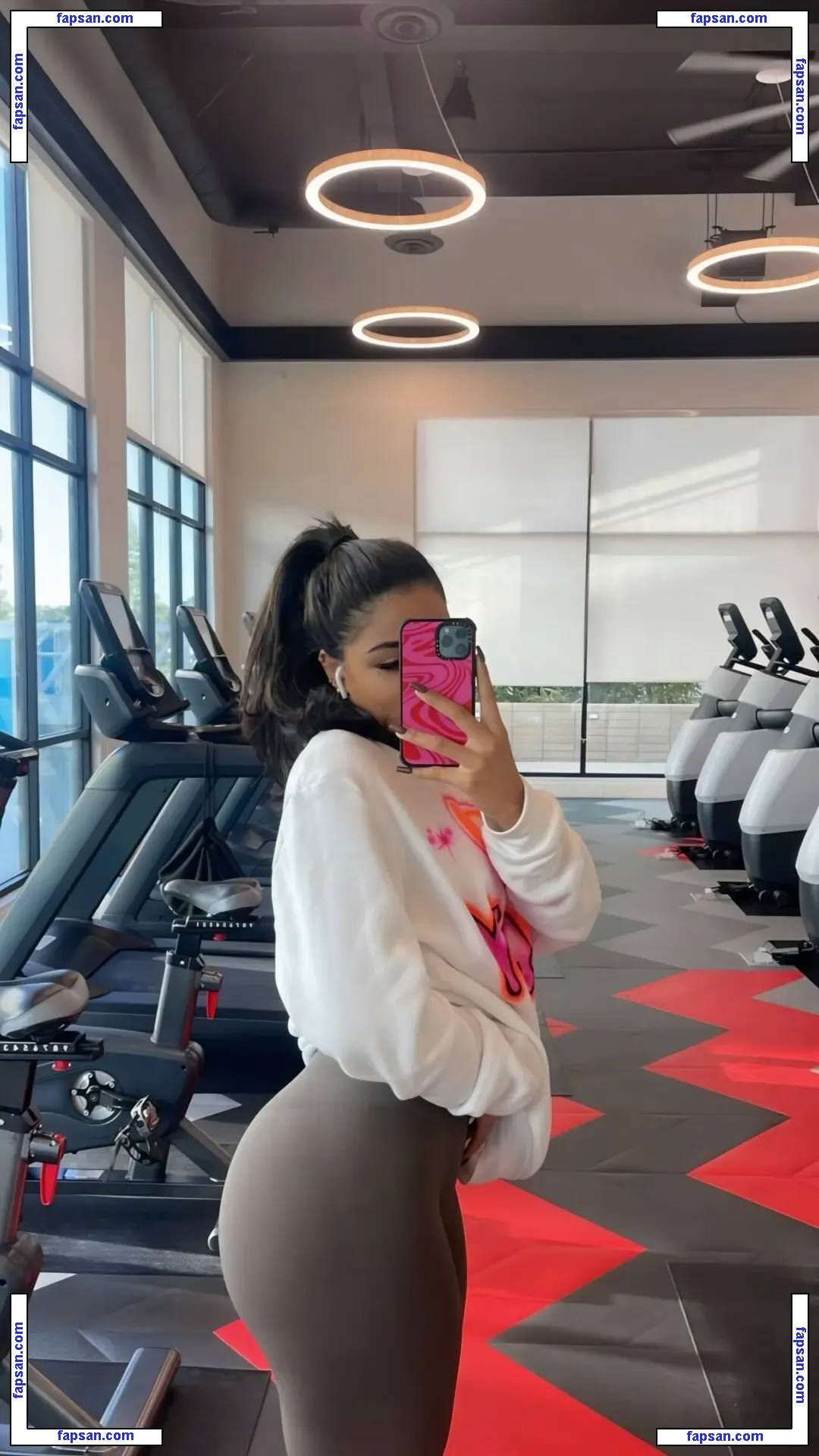 Gabriela Bandy nude photo #0020 from OnlyFans