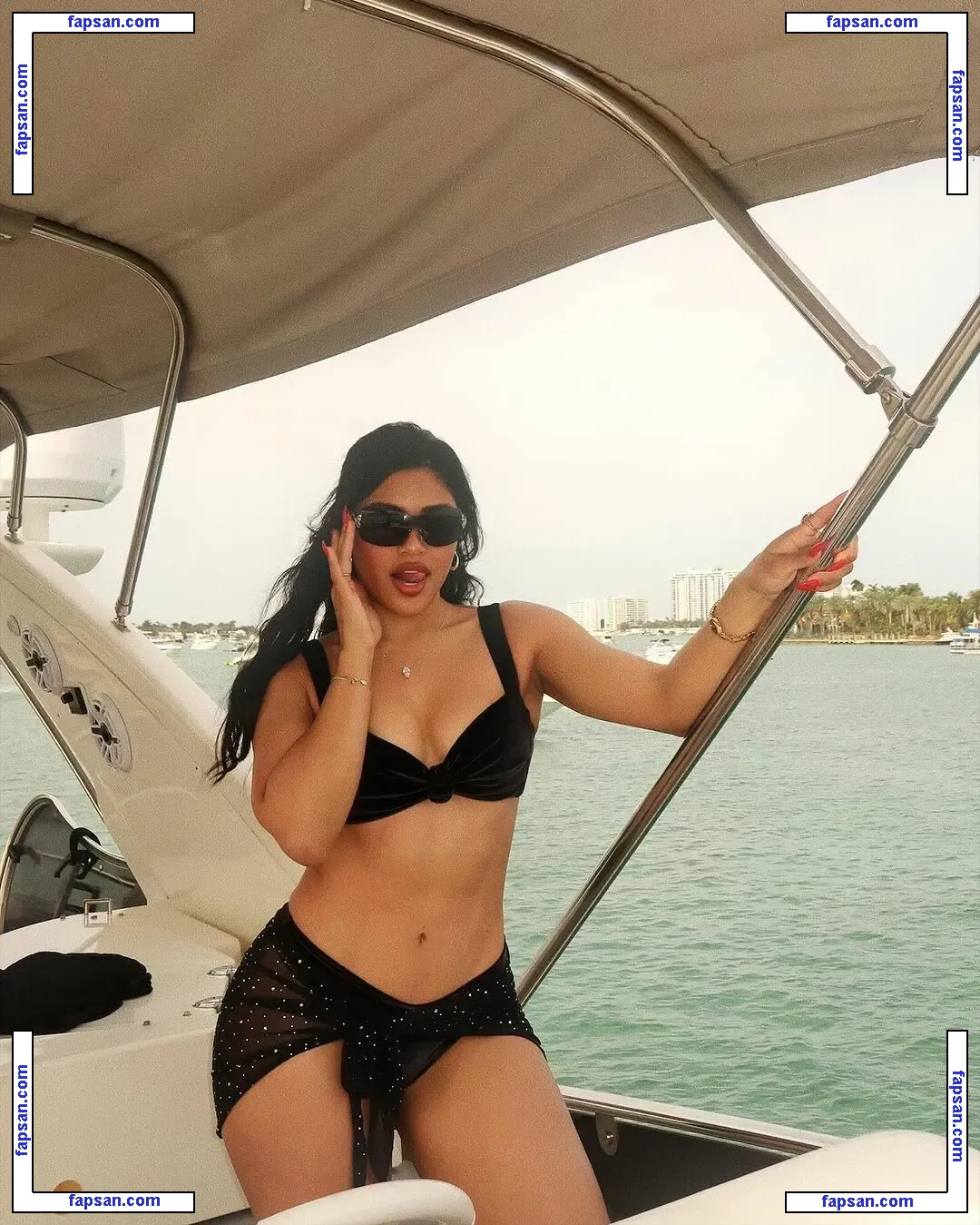 Gabriela Bandy nude photo #0025 from OnlyFans