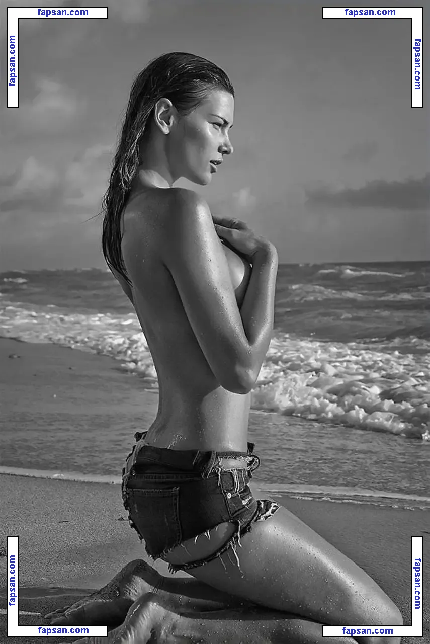 Gabriela Iliescu nude photo #0011 from OnlyFans