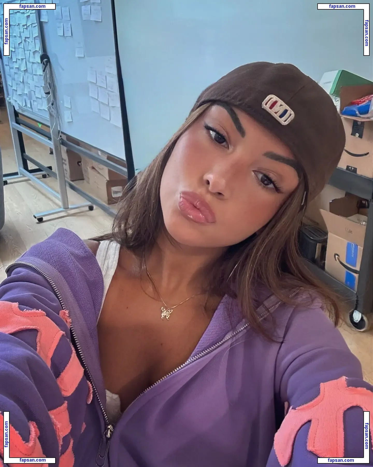 Gabriela Moura nude photo #0376 from OnlyFans
