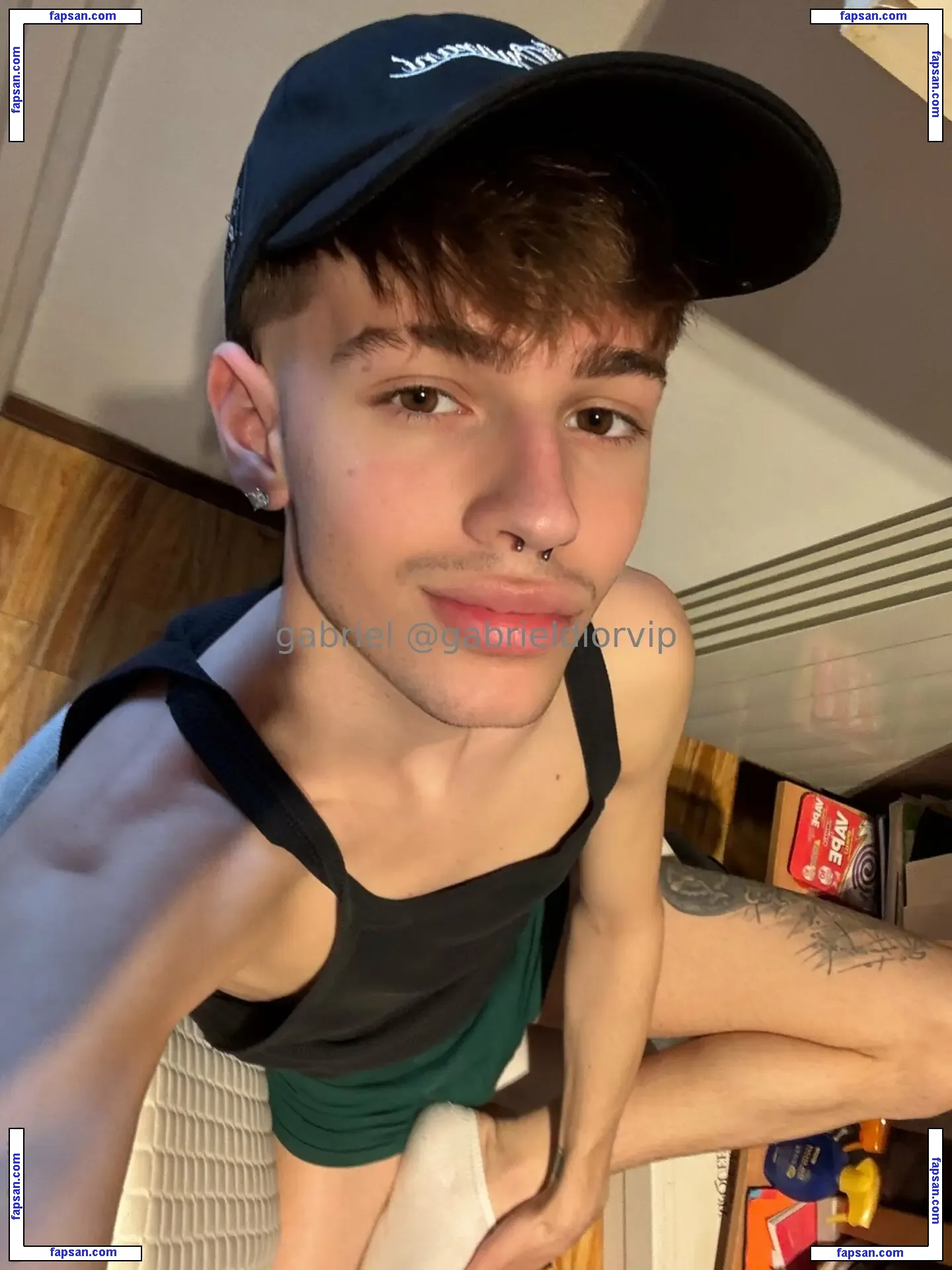 gabrieldiorvip nude photo #0002 from OnlyFans