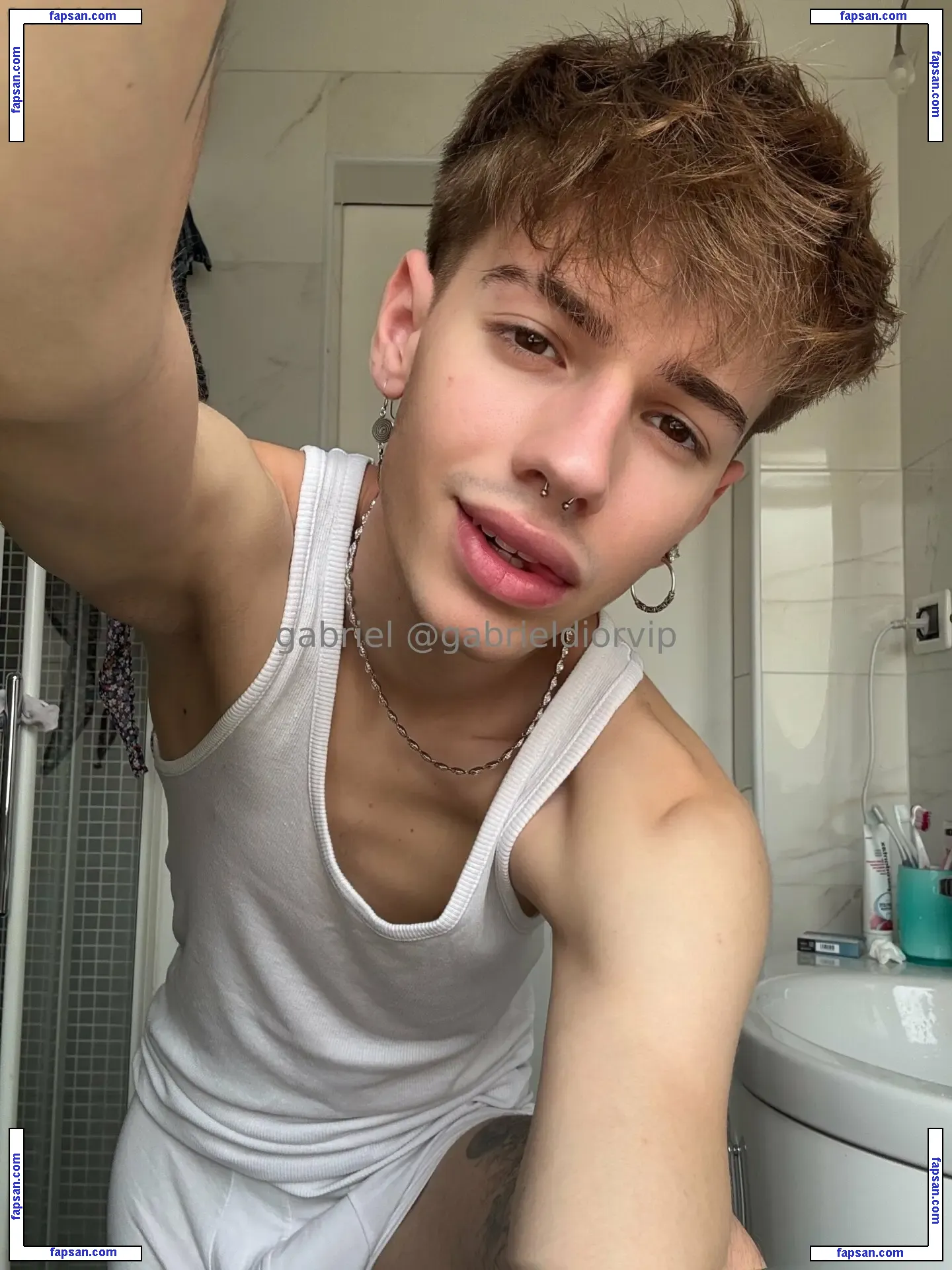 gabrieldiorvip nude photo #0010 from OnlyFans