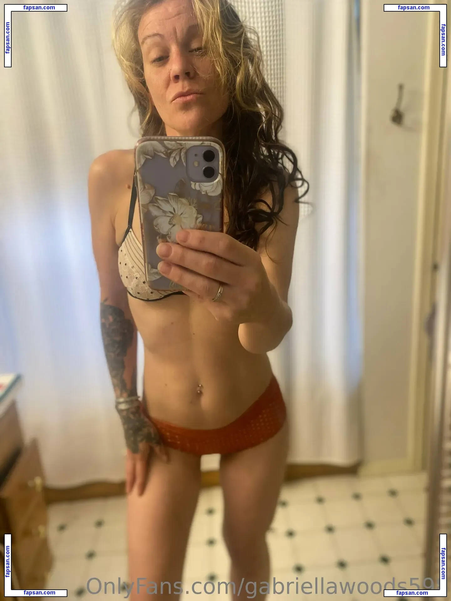 gabriellawoods598 nude photo #0005 from OnlyFans