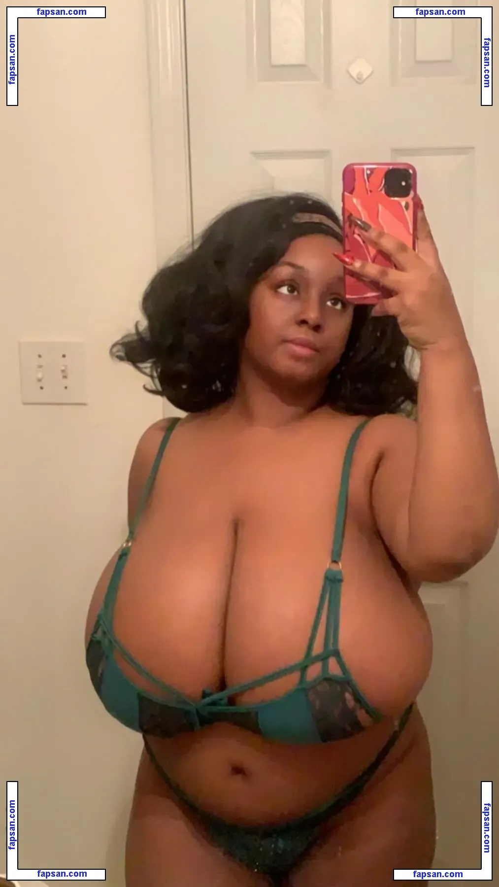 Gabrielle nude photo #0025 from OnlyFans