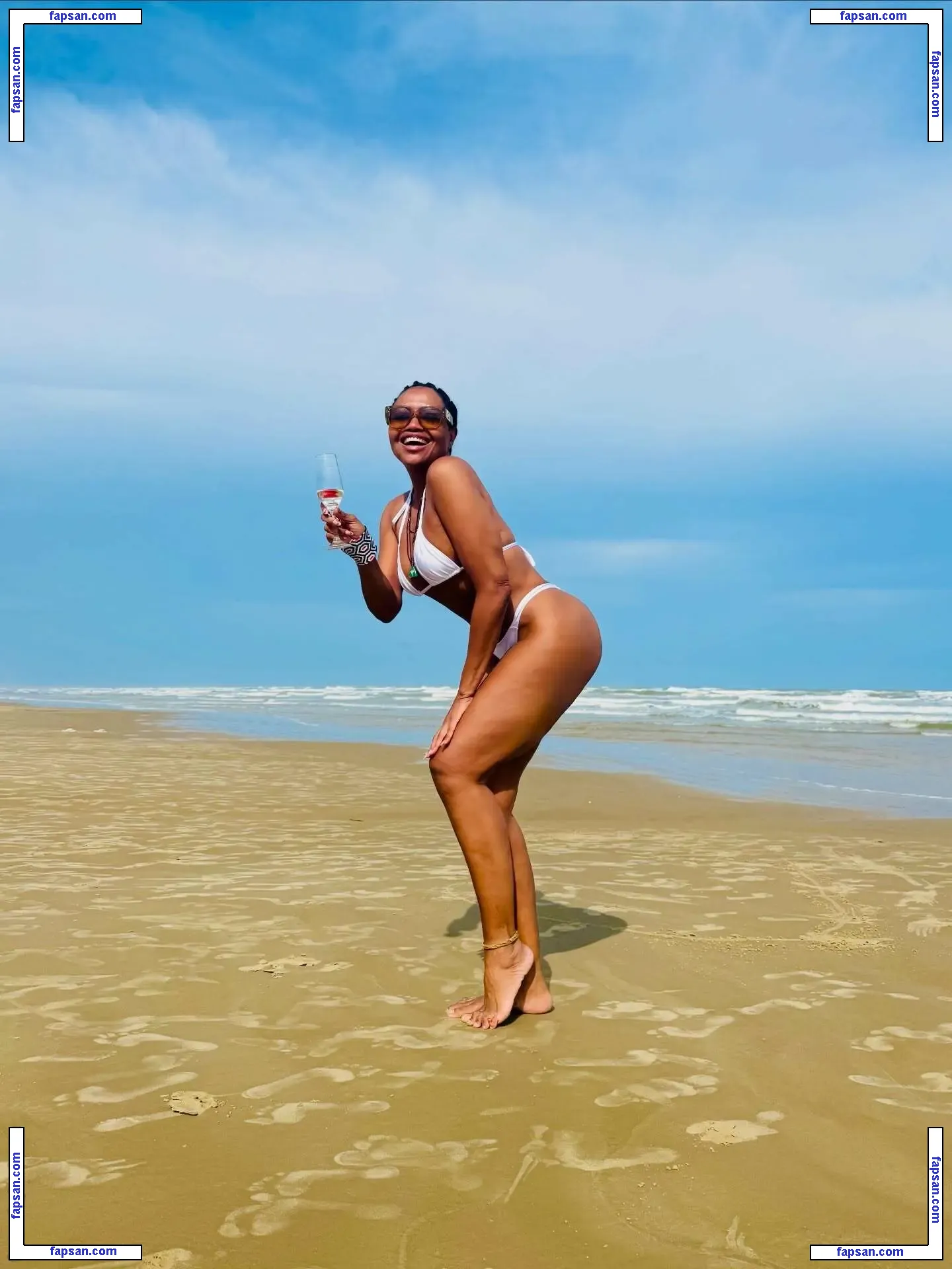 Gaby Amarantos голая фото #0075 с Онлифанс