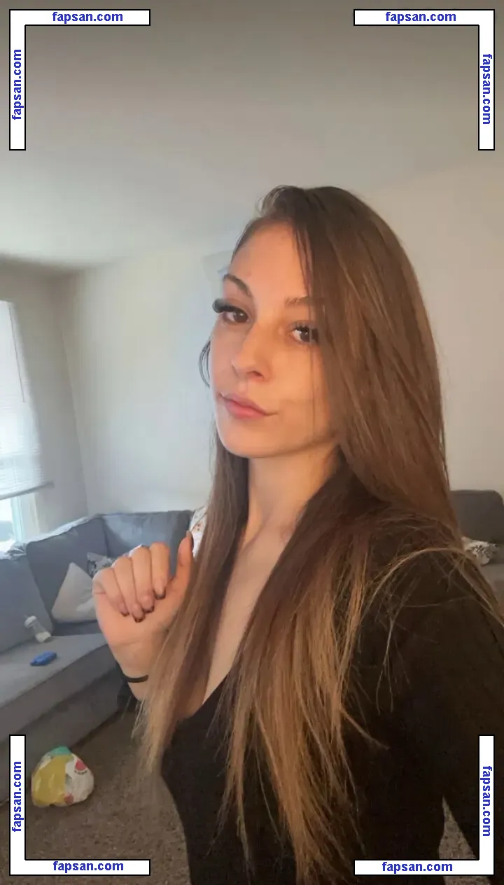 Gabyvip nude photo #0006 from OnlyFans