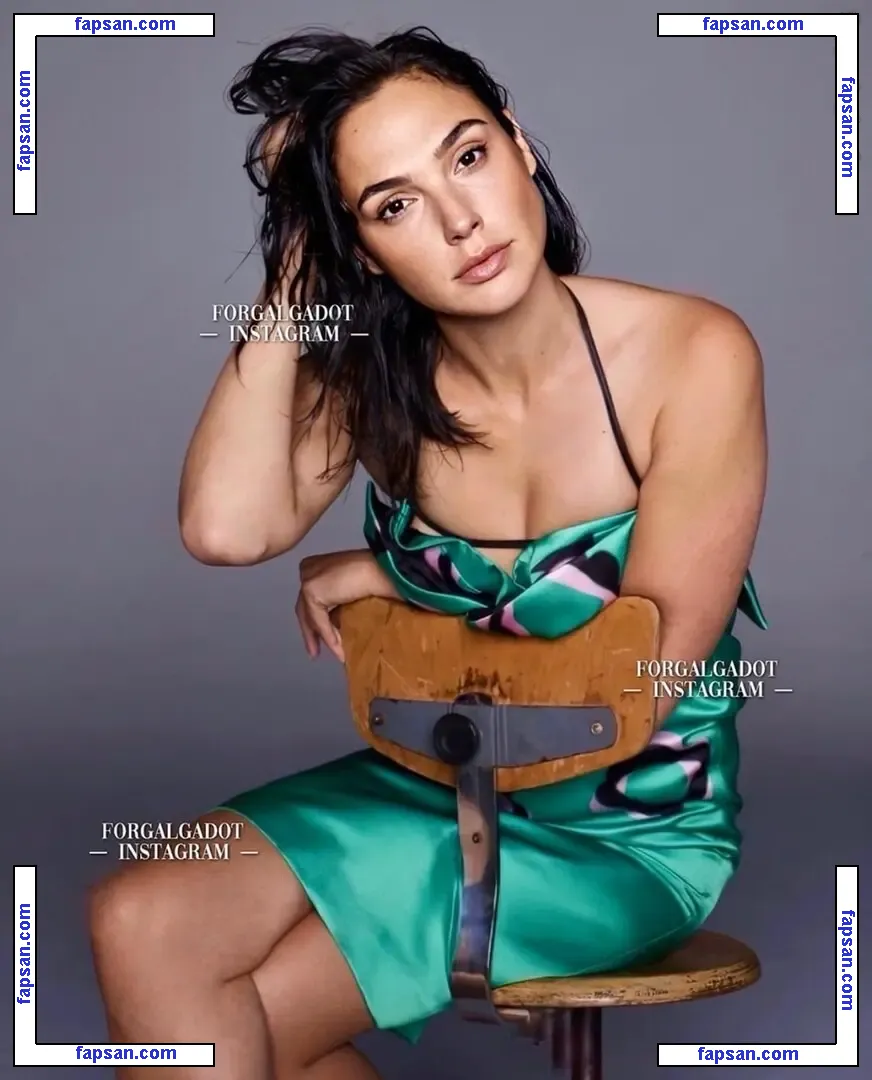 Gal Gadot nude photo #1199 from OnlyFans