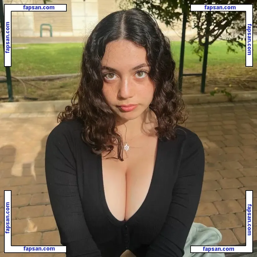 Gali Golan nude photo #0028 from OnlyFans