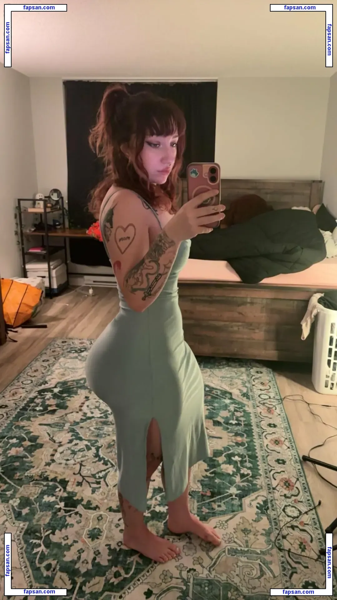 garfeildlover69 nude photo #0010 from OnlyFans