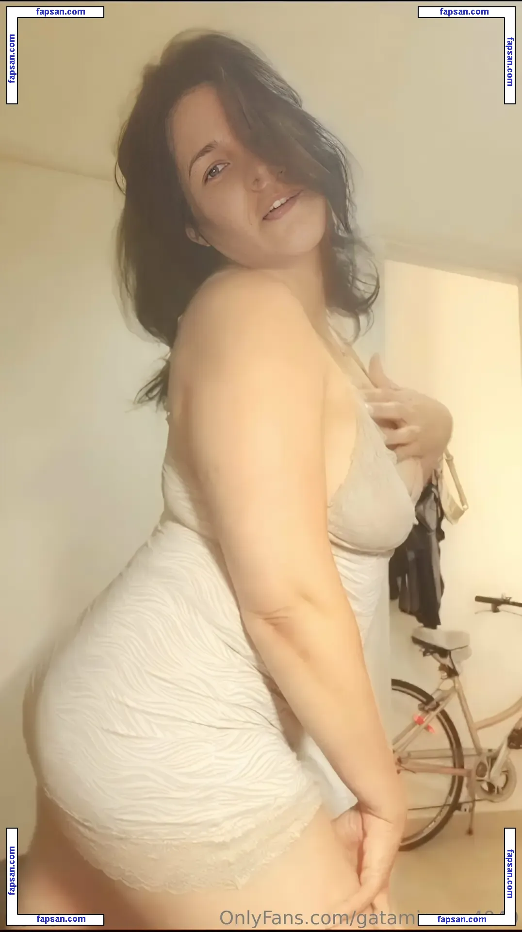 gatamimosa4040 nude photo #0004 from OnlyFans