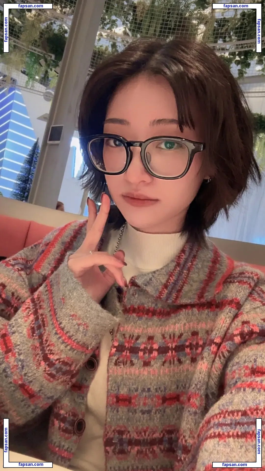 ge.more_x голая фото #0007 с Онлифанс