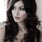 Gemma Chan голая #0032