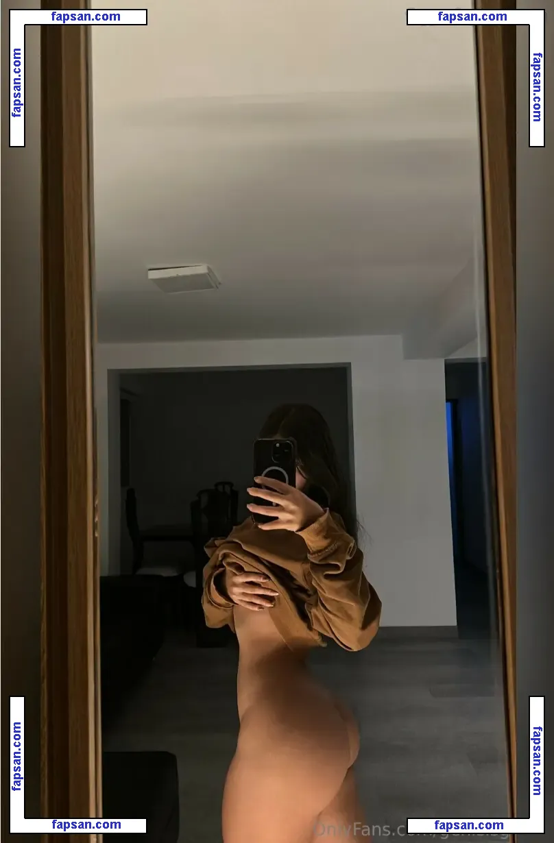 genesisg nude photo #0005 from OnlyFans