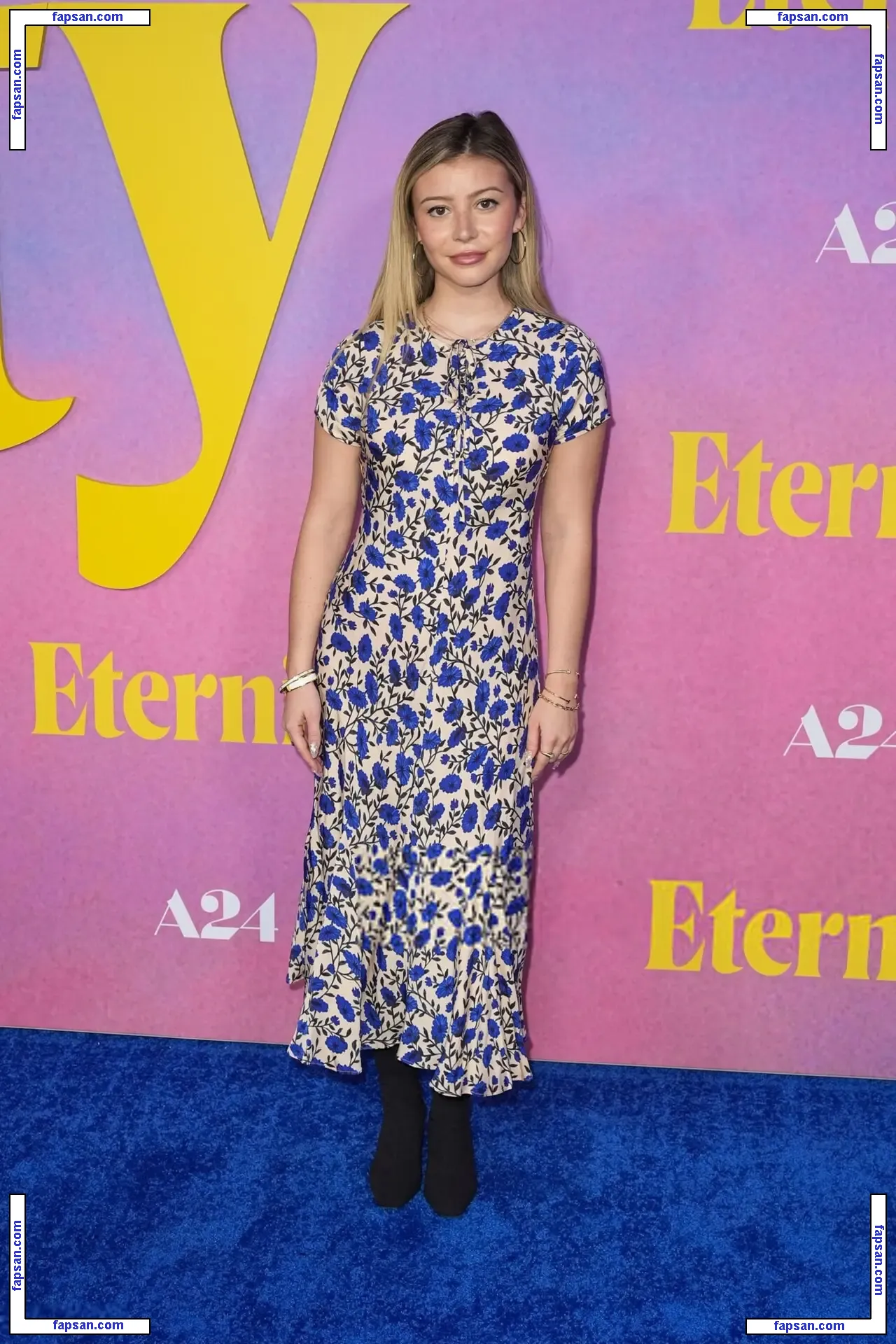 Genevieve Hannelius голая фото #0131 с Онлифанс