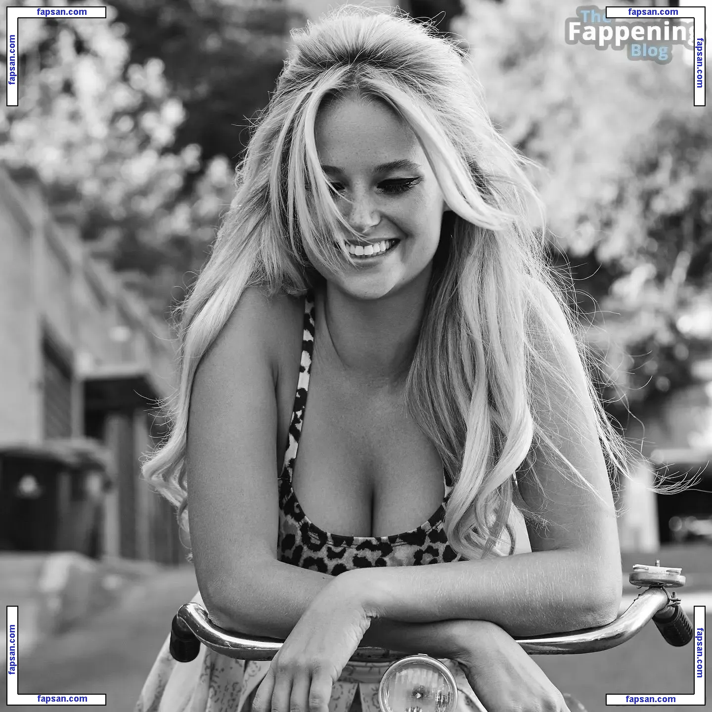 Genevieve Morton nude photo #0768 from OnlyFans