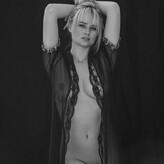 Genevieve Morton nude #0630