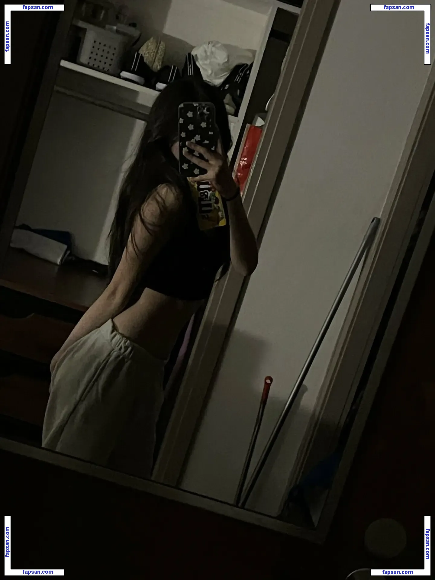 Genospov nude photo #0020 from OnlyFans