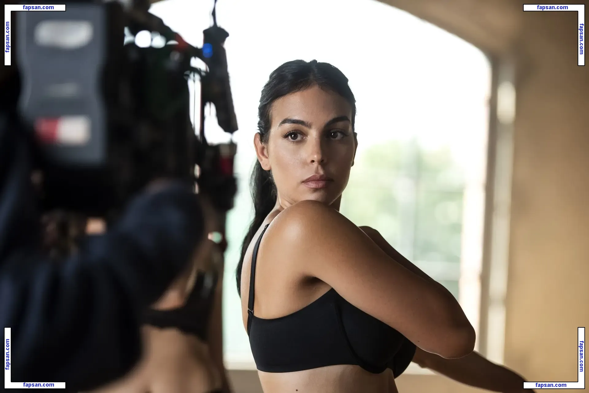 Georgina Rodriguez голая фото #0088 с Онлифанс