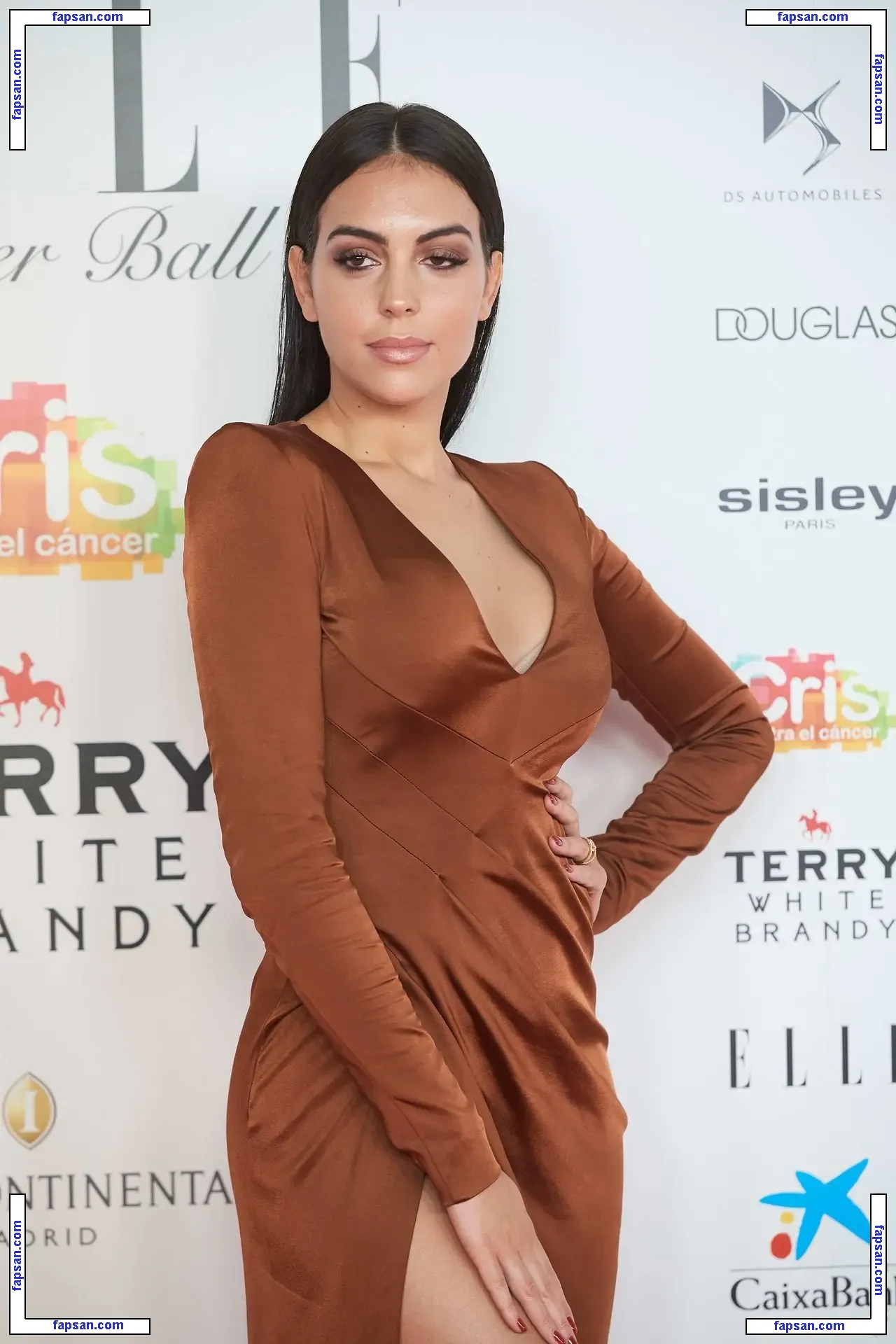 Georgina Rodriguez голая фото #0202 с Онлифанс