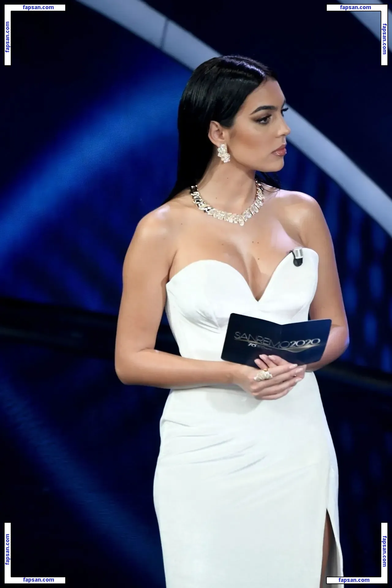 Georgina Rodriguez голая фото #0514 с Онлифанс