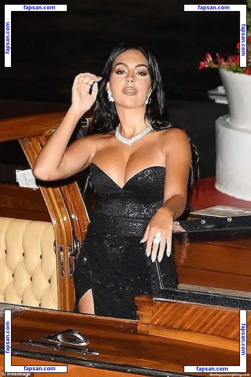 Georgina Rodriguez голая фото #0688 с Онлифанс