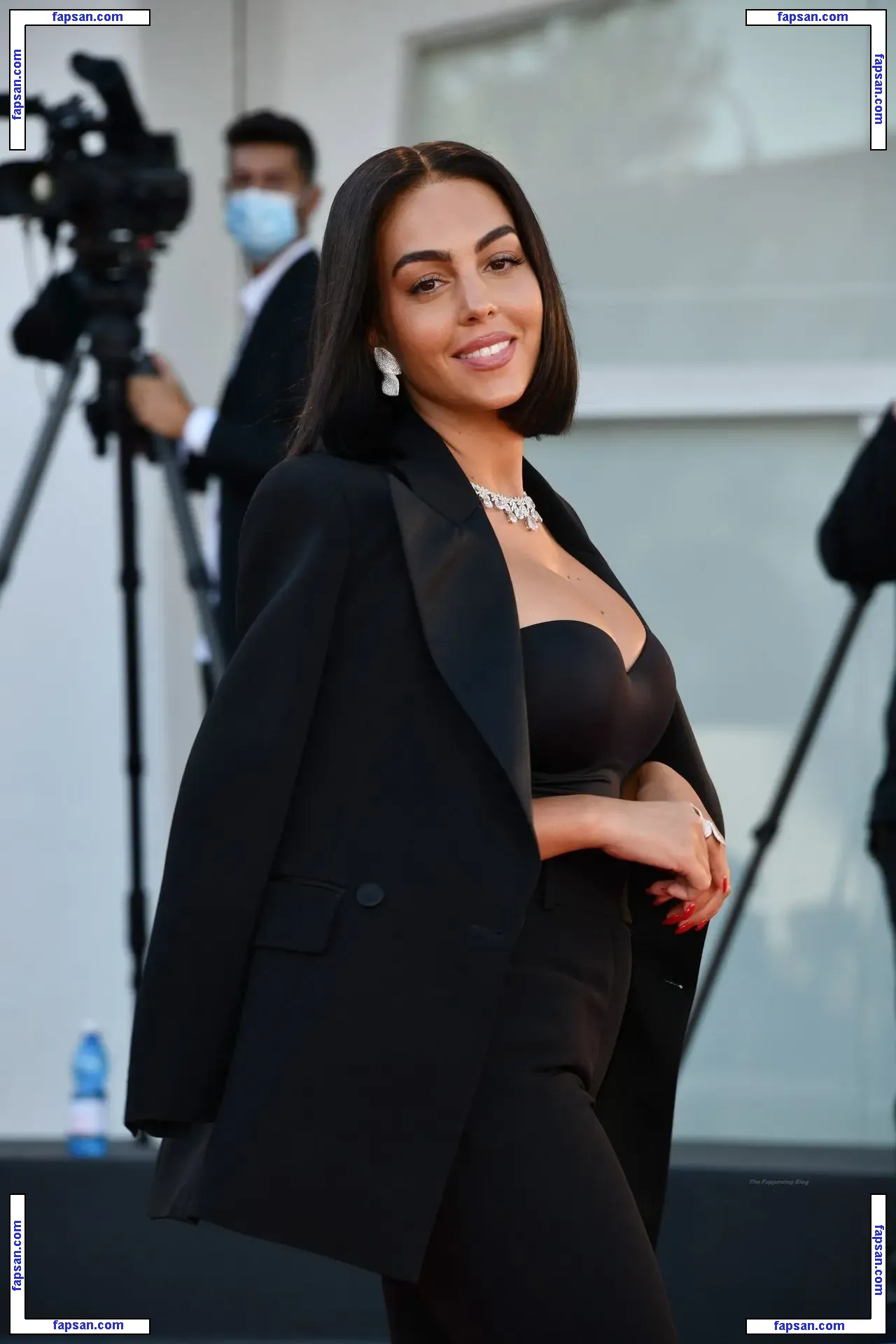Georgina Rodriguez голая фото #0959 с Онлифанс