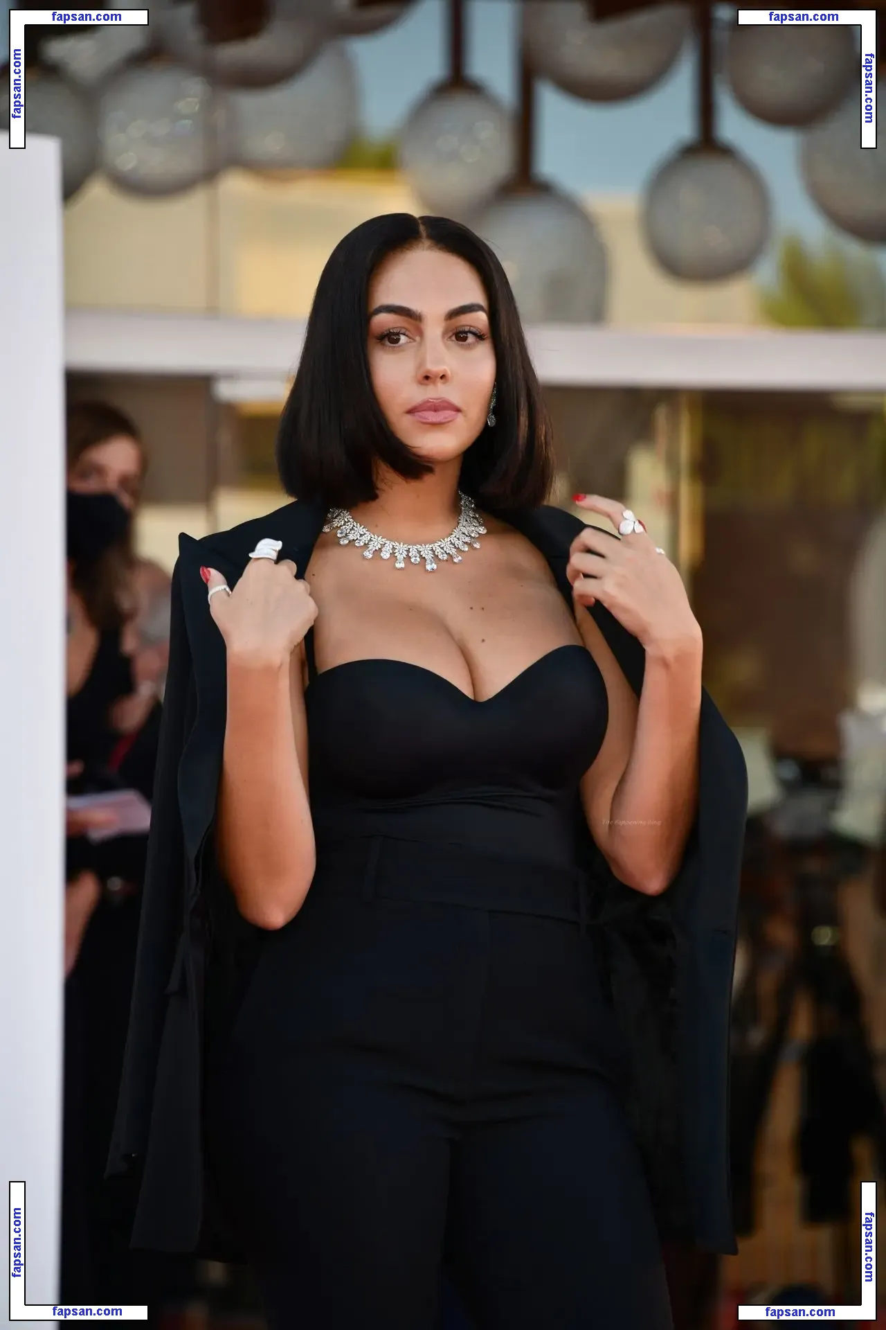 Georgina Rodriguez голая фото #0969 с Онлифанс