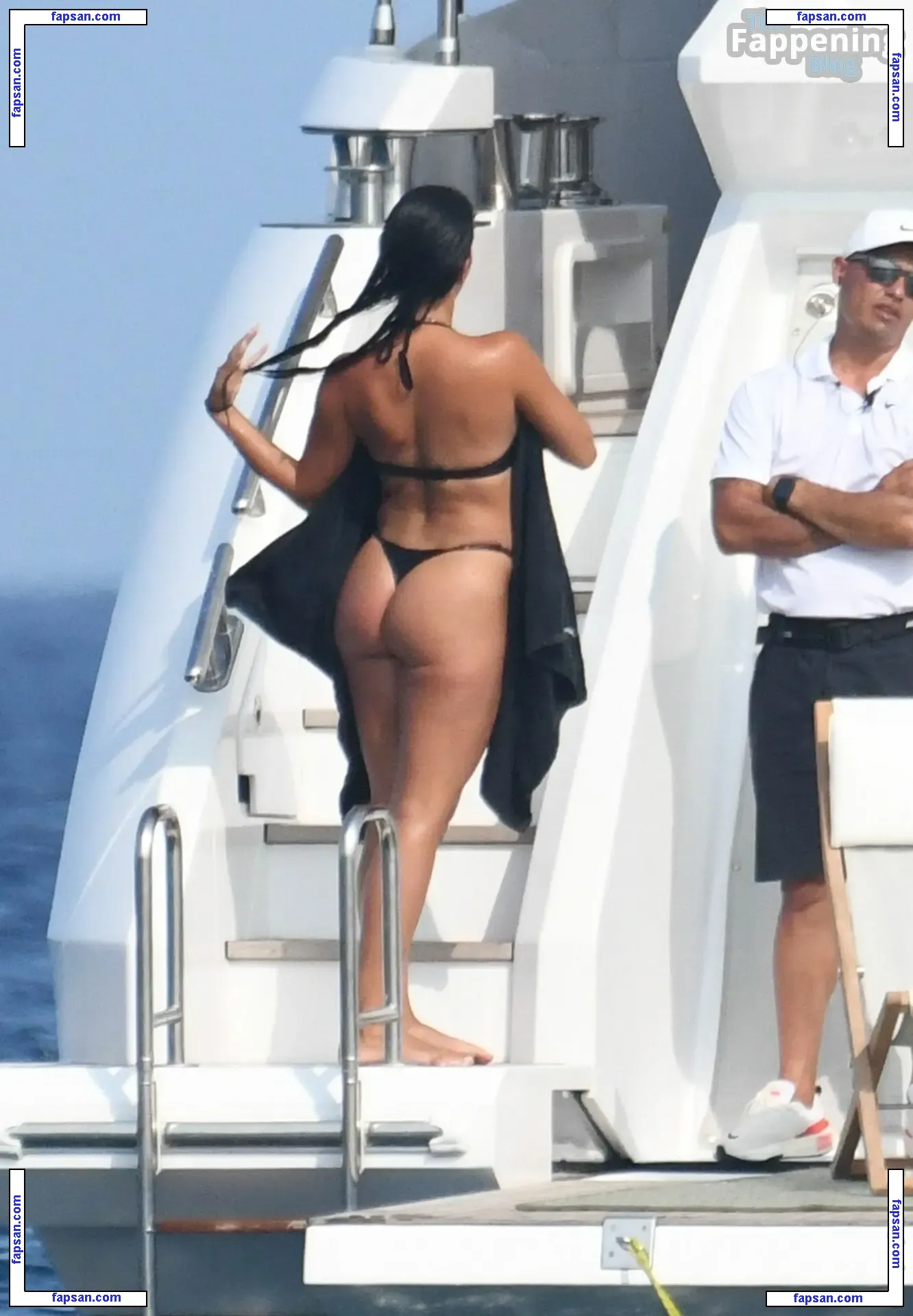 Georgina Rodriguez nude photo #1100 from OnlyFans