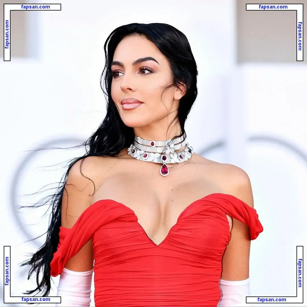 Georgina Rodriguez голая фото #1177 с Онлифанс