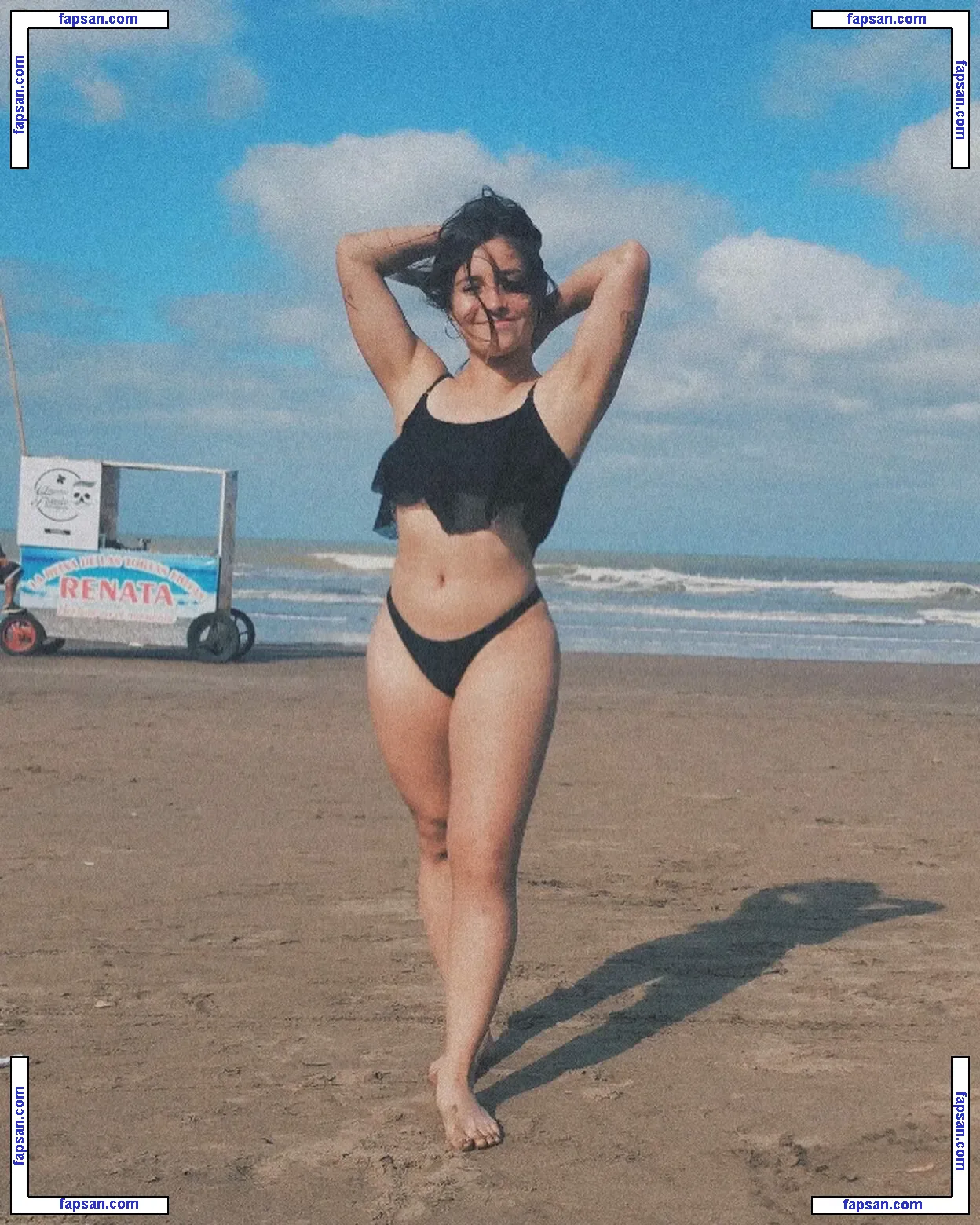 Georlu голая фото #0008 с Онлифанс