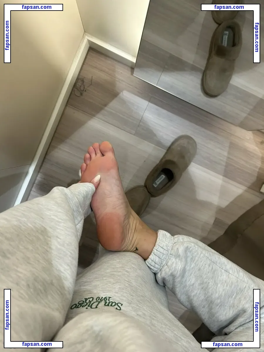 Germangirlnextdoor голая фото #0002 с Онлифанс