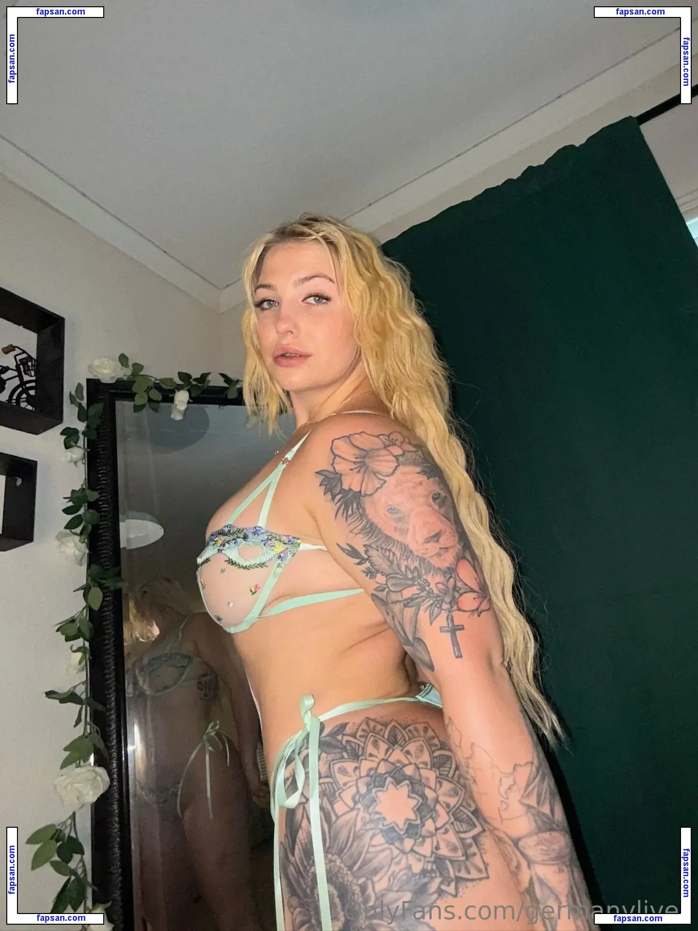 germanylives nude photo #0016 from OnlyFans