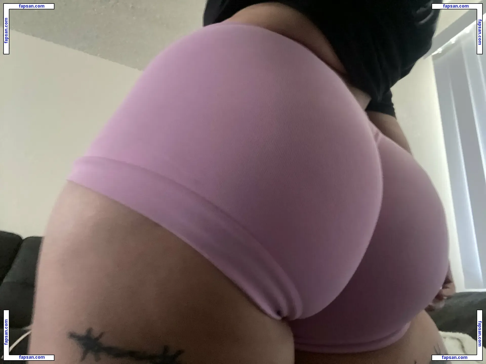 Getabaghoe nude photo #0034 from OnlyFans